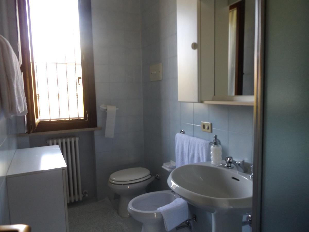 Residenza Riviera Degli Olivi Apartment Тори дел Бенако Екстериор снимка